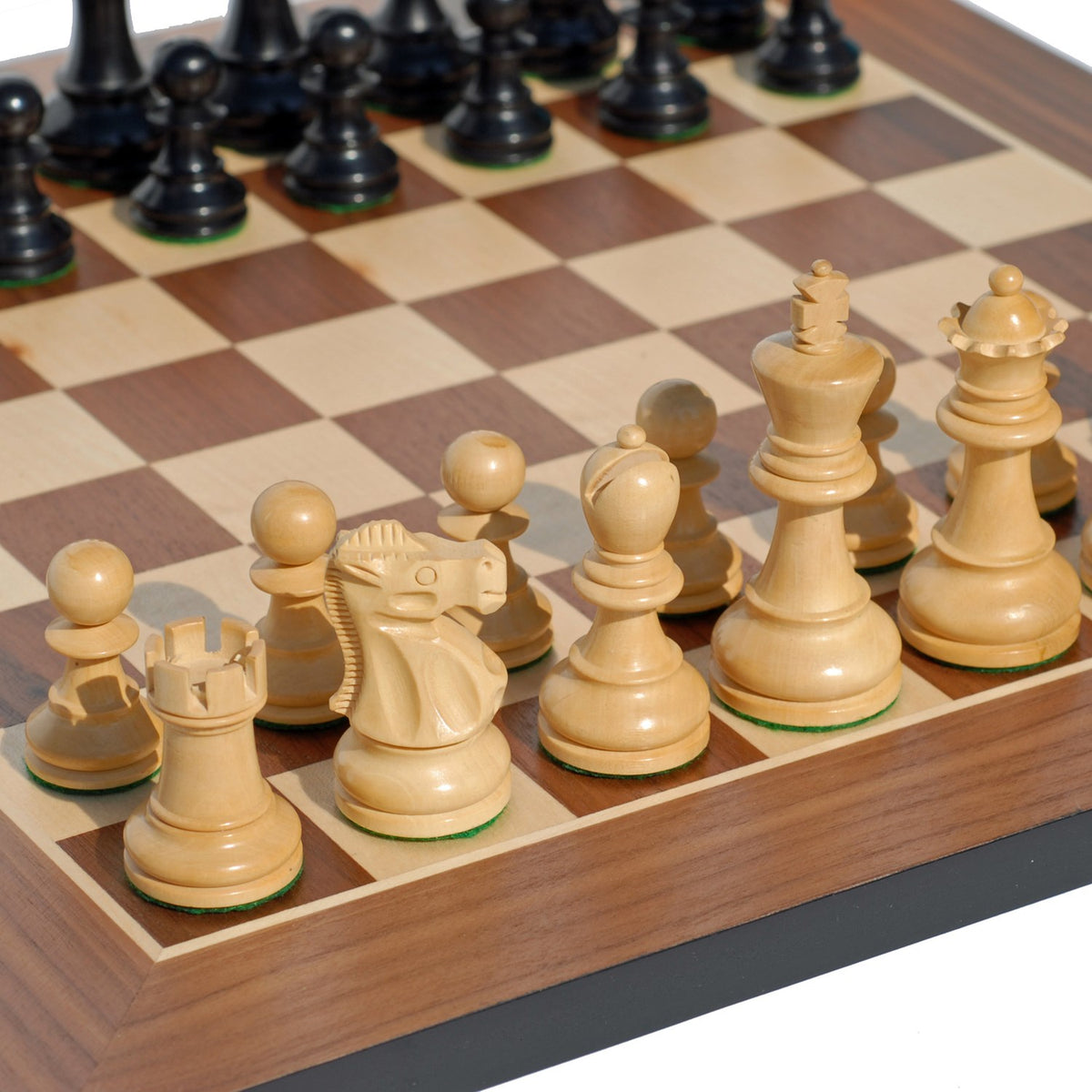 Wooden Chess Pieces – American Chess Equipment