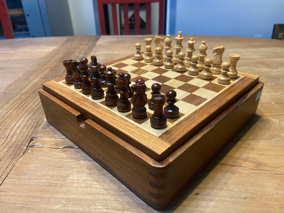 10 inch Rosewood magnetic 10-in-1 Set with 7/8 inch squares and a 2 inch king.