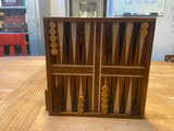Pieces and board are magnetic for both chess side and backgammon side.